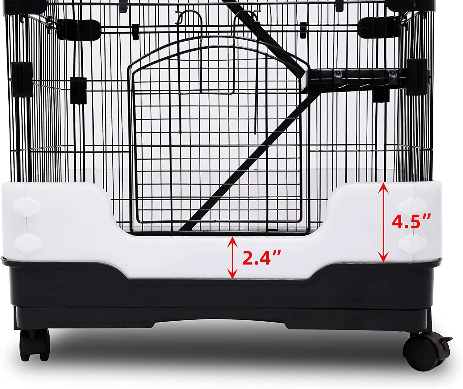Jaula de metal negra de tres niveles con ruedas y bandeja extraíble para hurones chinchillas y roedores pequeños.