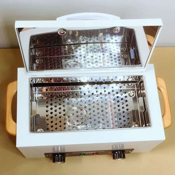 Autoclave Plutusdental 1.5L para esterilización dental y veterinaria.