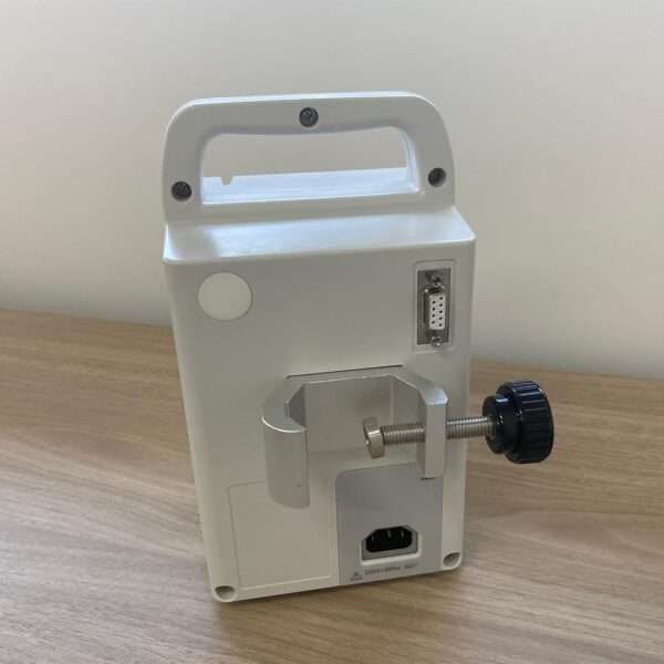 Bomba de infusión veterinaria volumétrica VP3 portátil con pantalla LCD.