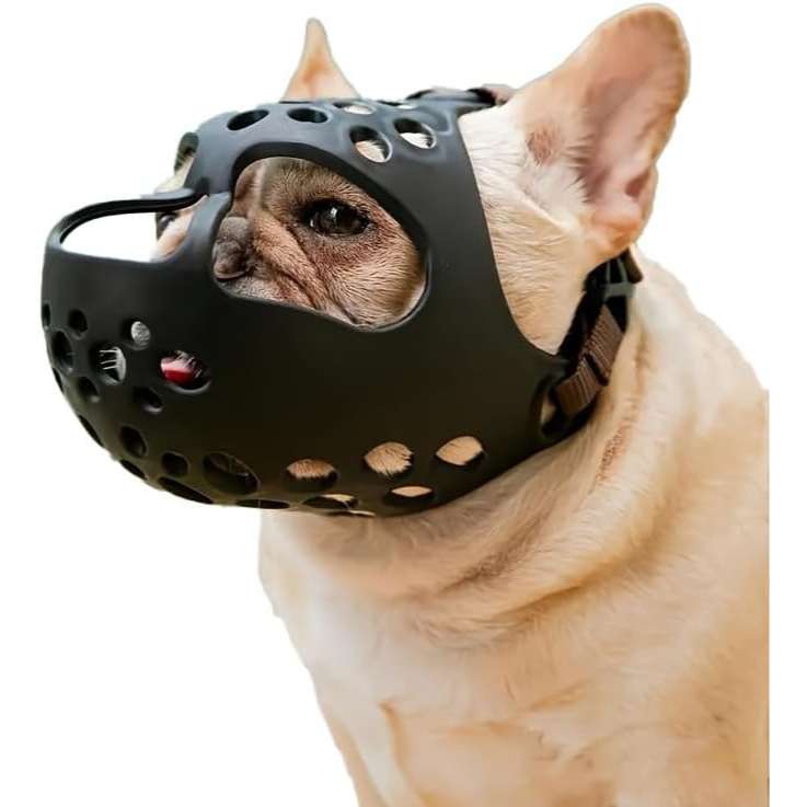 Bozal de silicona para perros de hocico corto. Es un bozal que permite jadear y beber.