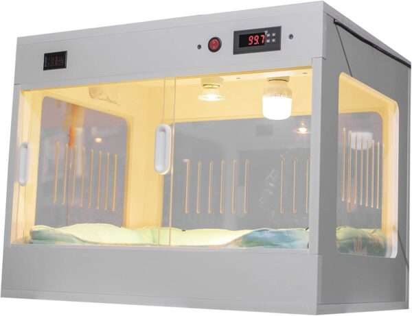 Incubadora neonatal inteligente para cachorros y gatitos, con caja calefactora y control de temperatura.