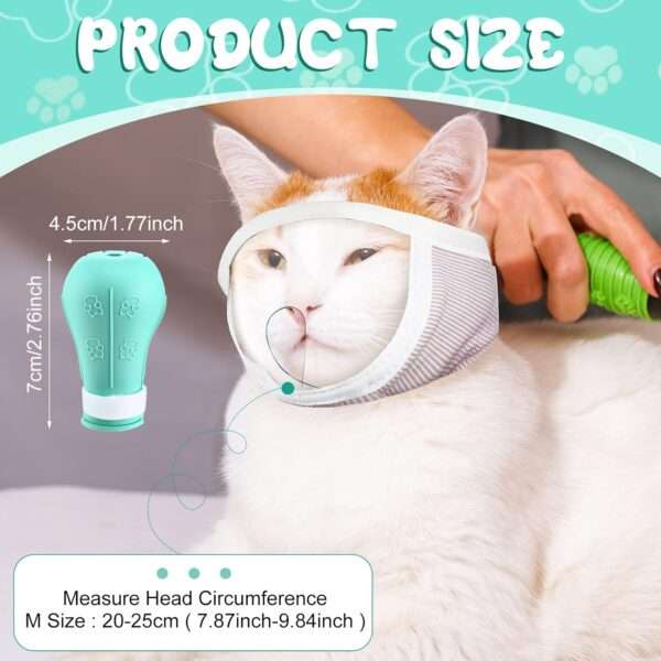 Bozal para gato y botas de silicona en uso, kit antiarañazos y mordeduras para aseo.