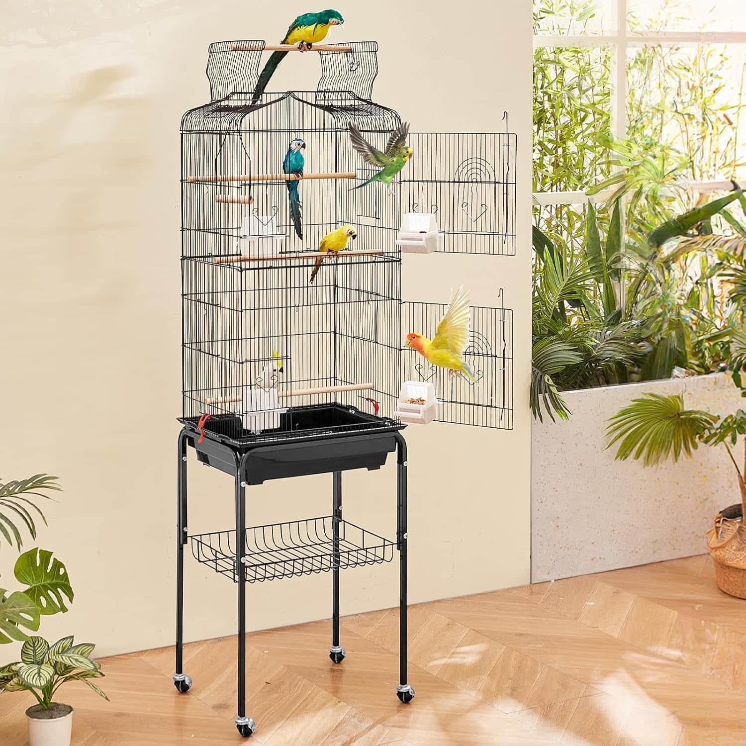 Jaula grande para loros con soporte y ruedas.