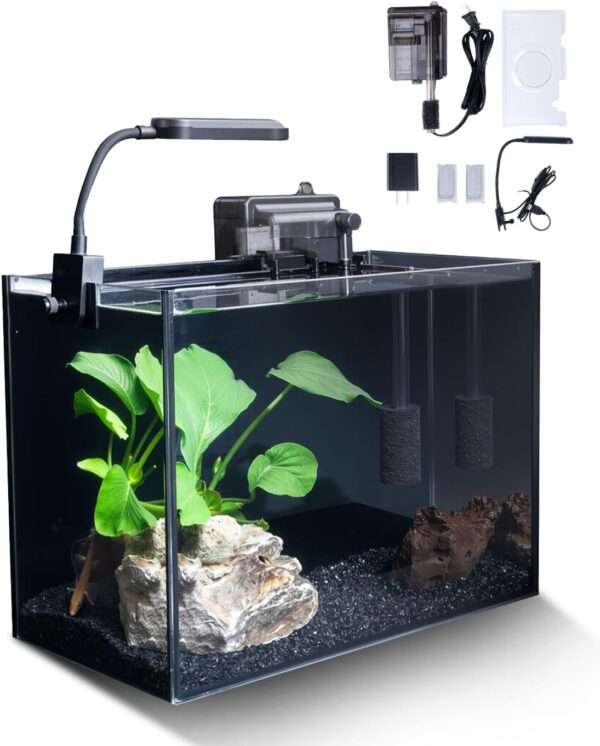 Acuario de vidrio ultra transparente (30x16x22 cm) con 91.2% de transmitancia. Diseño elegante con panel y sellos negros. Incluye filtro, luz LED y tapa ajustable.