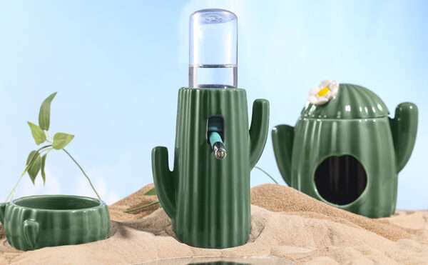 Bebedero Antifugas Temático Cactus para Hámster y Jerbos. Base de Cerámica Estable con diseño de Desierto y botella de 118 ml.
