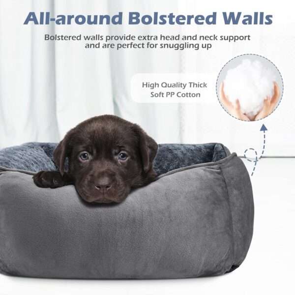 Cama ortopédica de perro suave color rosa con borde elevado y base antideslizante, perfecta para alivio de dolores articulares en mascotas grandes y pequeñas en Chile.