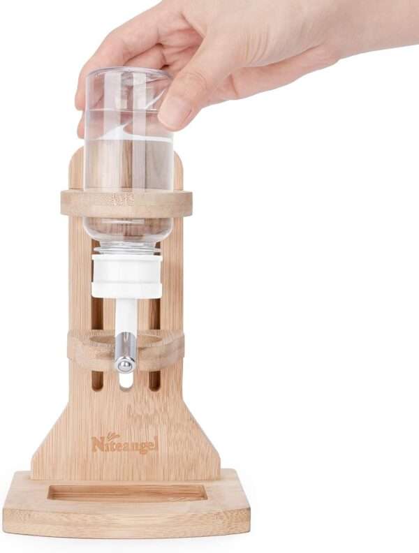 Soporte de Bambú Ajustable con Bebedero 120 ml para Hámster. Base segura y anti-mordidas ideal para Terrarios de Vidrio y acuarios.