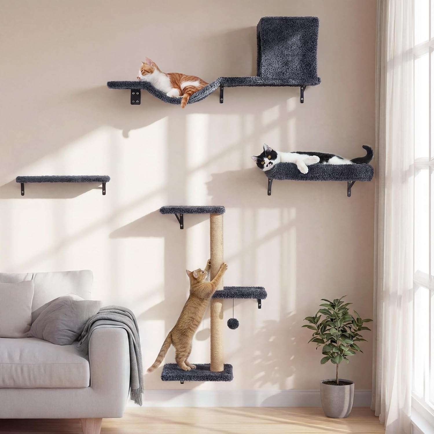 Gimnasio de pared para gatos estilo jungla con puente cama y rascador de madera solida.