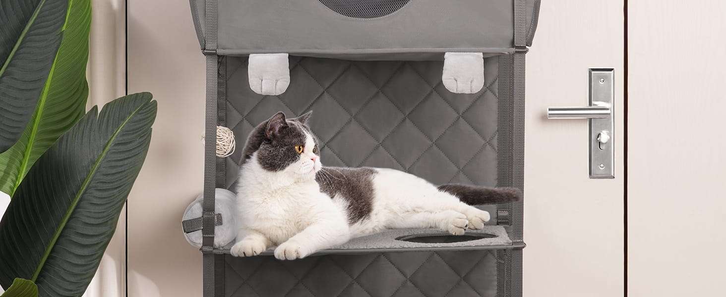Torre rascador colgante de puerta de 132 centimetros con 4 niveles. Persianas de privacidad y soporte para varios gatos en departamentos.