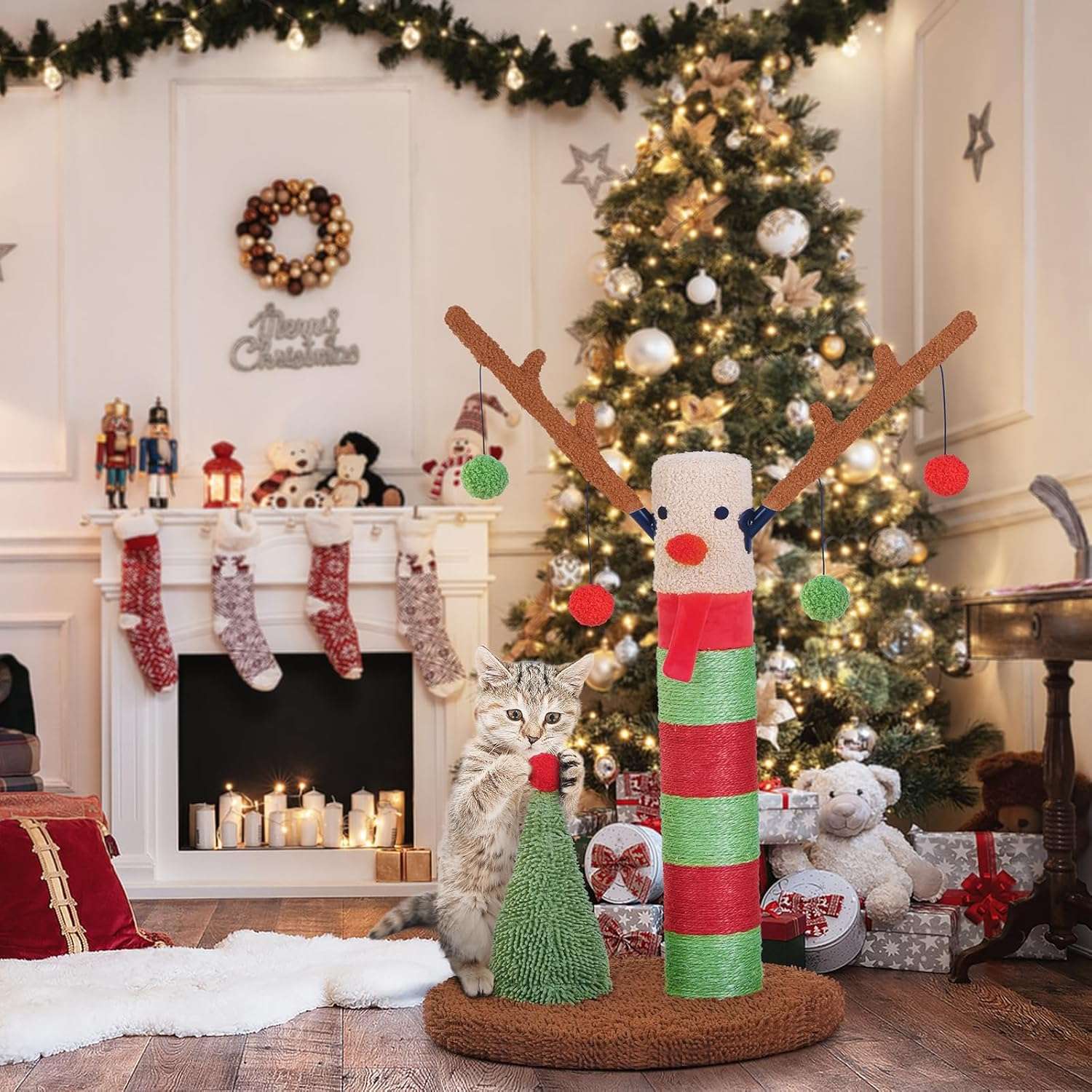 Rascador de poste doble para gatos (41x41x64 cm) con diseño de Ciervo Navideño. Sisal natural y base estable anti-vuelco.
