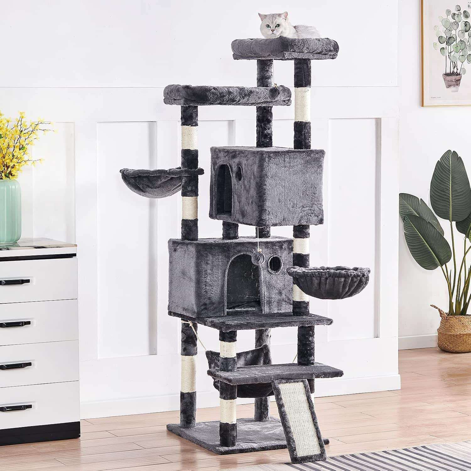 Torre rascador de gran tamaño (ciento setenta centimetros) con doble condominio y kit anti-puntas para la seguridad de gatos multiples.