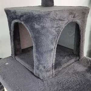 Torre rascador alta de 175 cm con doble cueva, hamaca y postes de sisal para gatos.