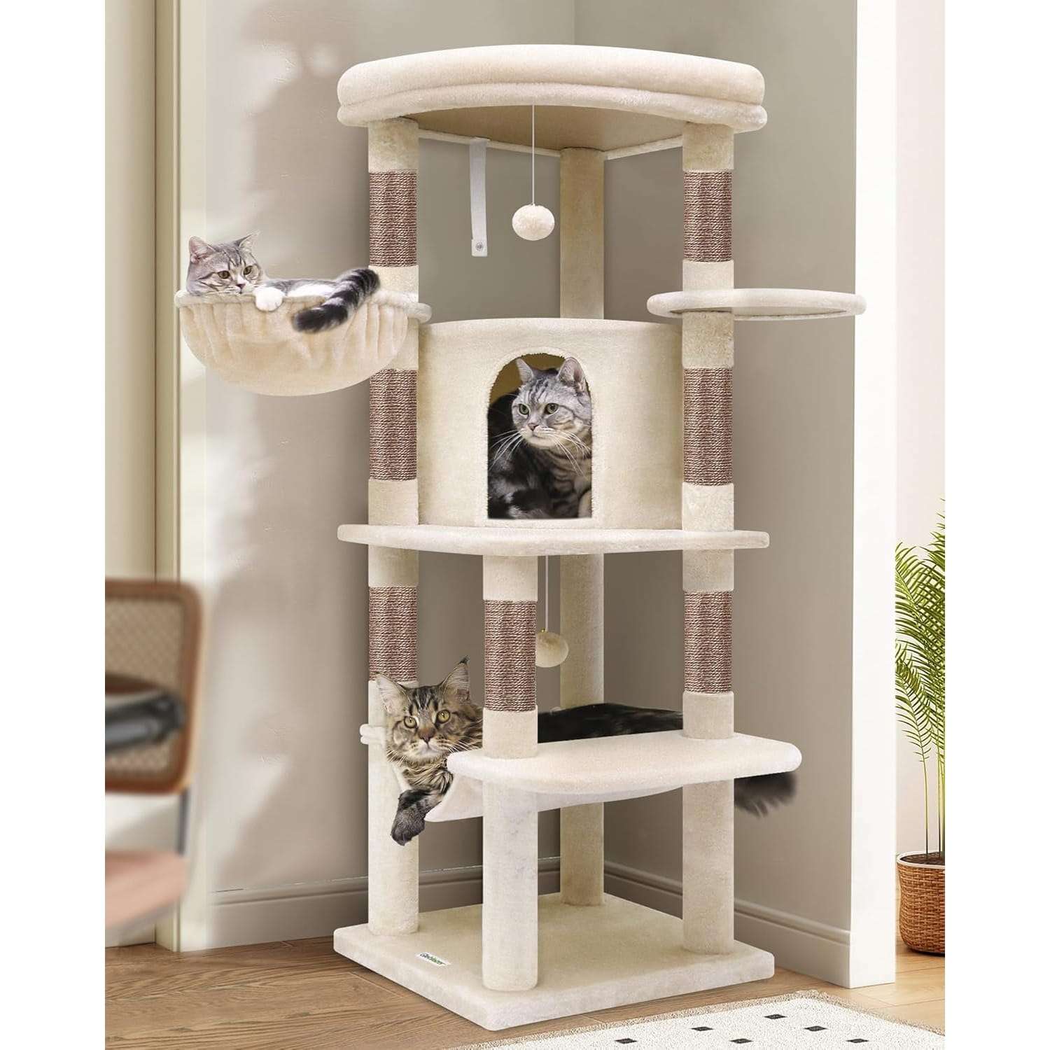 Torre rascador esquinera para gatos con plataforma acolchada hamaca y postes de sisal.