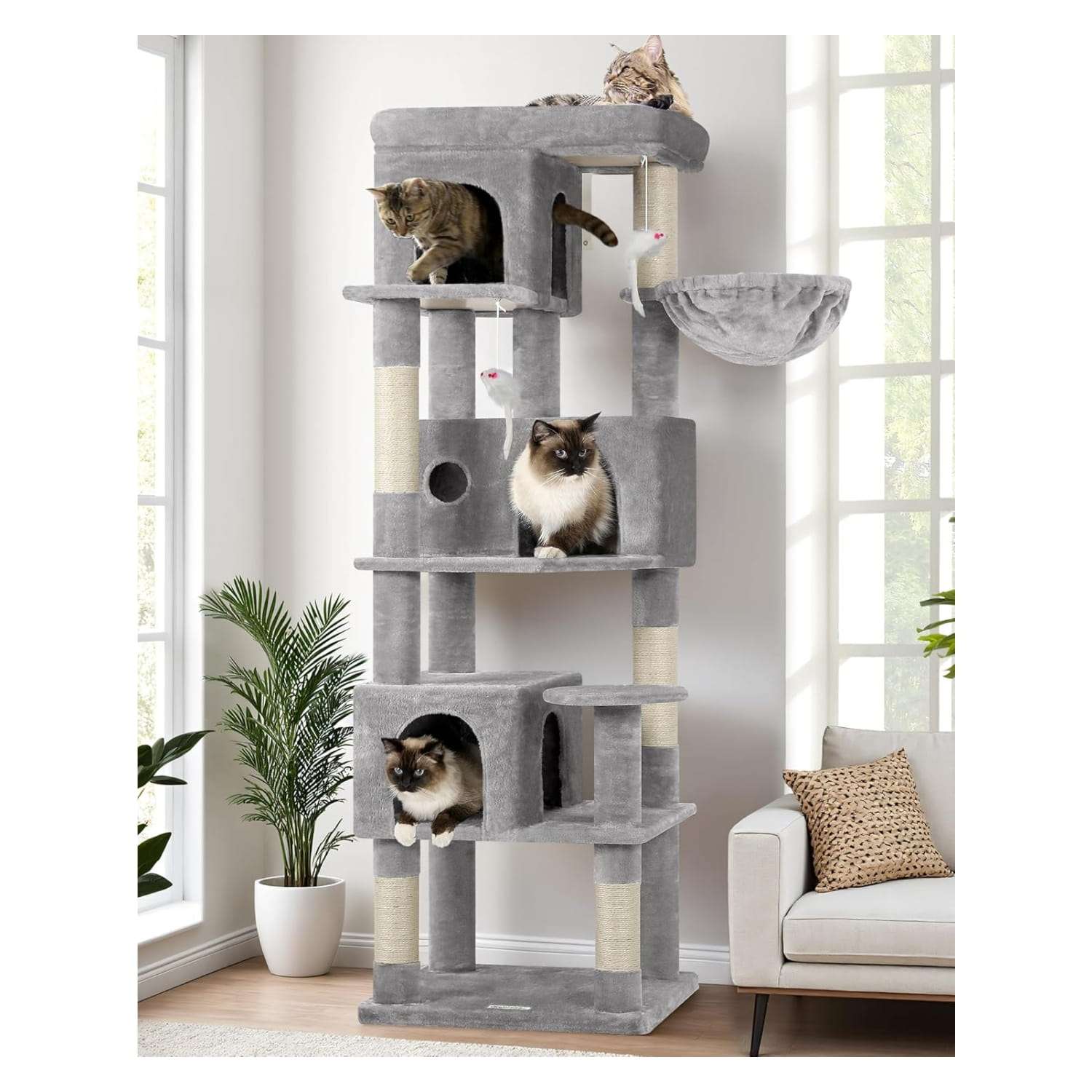 Texto Alternativo Torre rascador esquinera para gatos con tres condominios y plataforma extra grande.