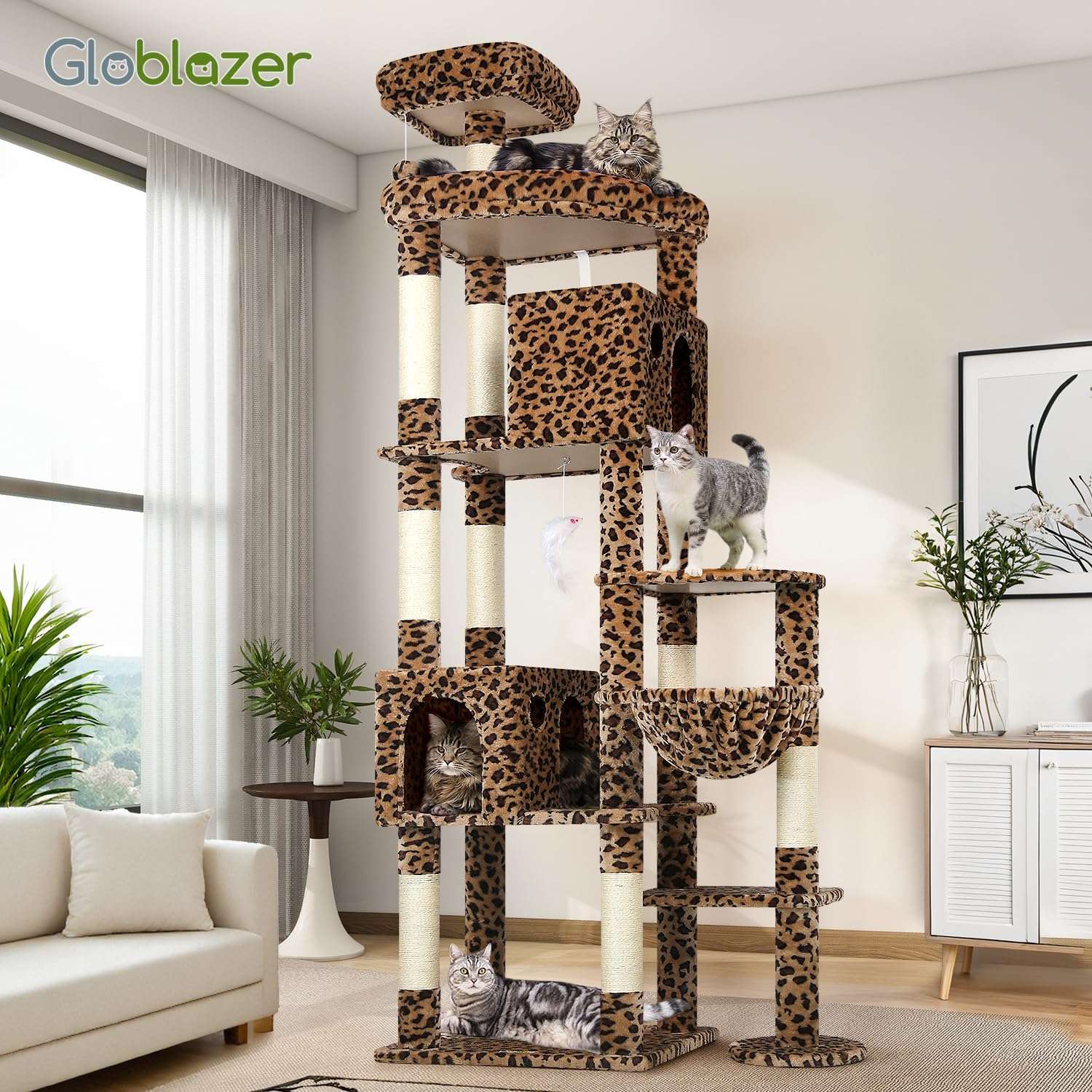Torre rascador gigante de 213 centimetros con diseño leopardo y estructura trapezoidal estable para gatos grandes.