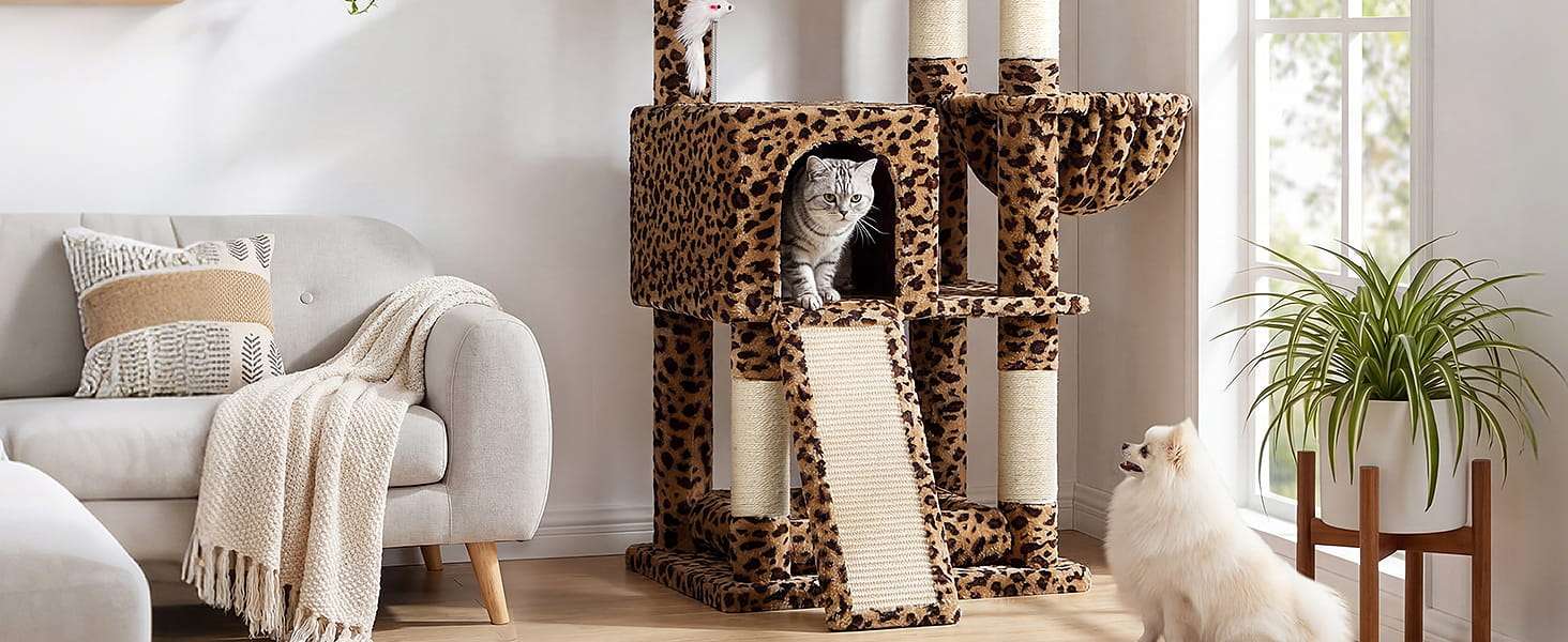 Torre rascador de 183 centimetros con diseño leopardo y estructura triangular estable. Incluye cama movil para gatos grandes.