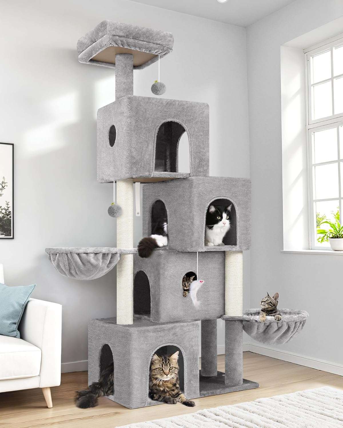 Torre moderna para gatos de 179 centimetros con cuatro condominios entrelazados tipo tunel.