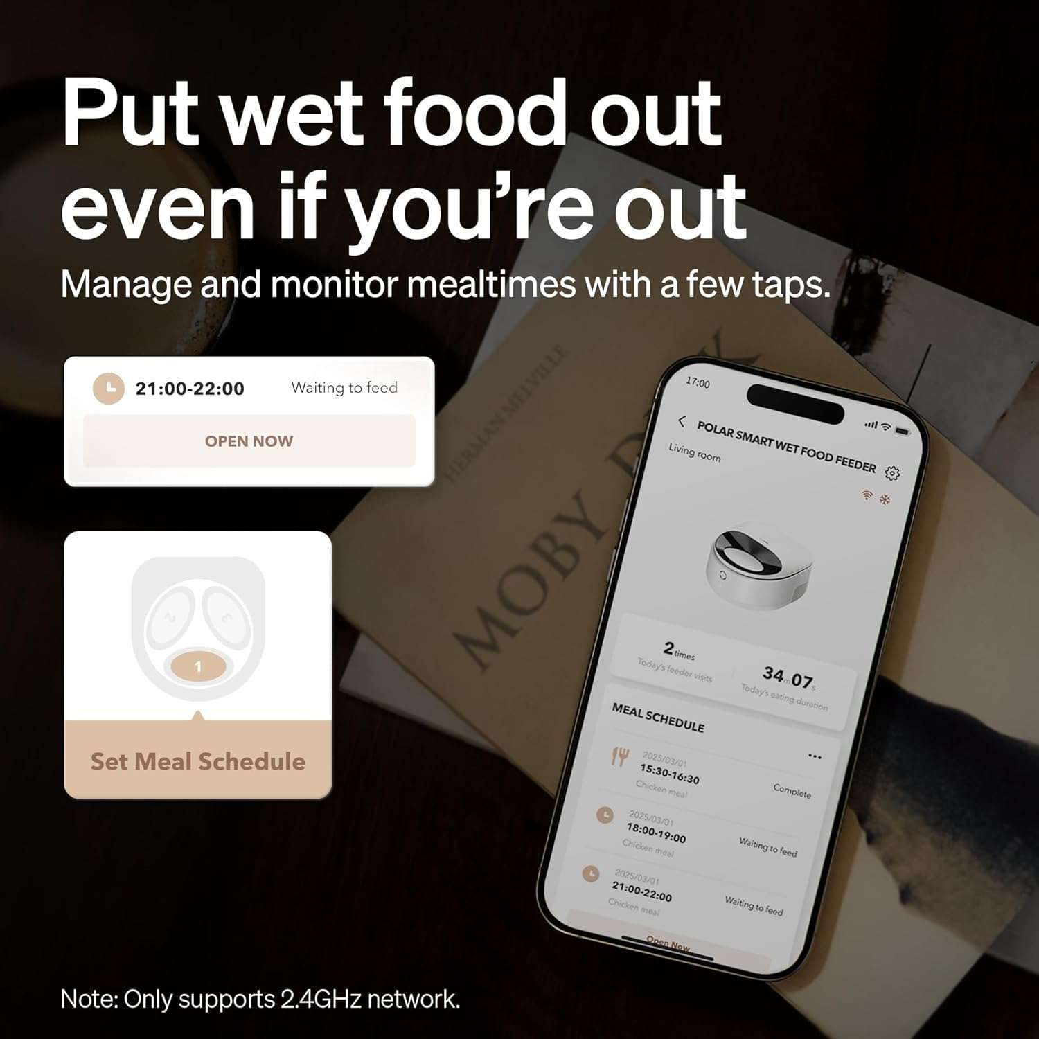 Comedero inteligente refrigerado blanco con 3 platos de acero inoxidable para comida humeda conexion WiFi y sensores de seguridad infrarrojos.