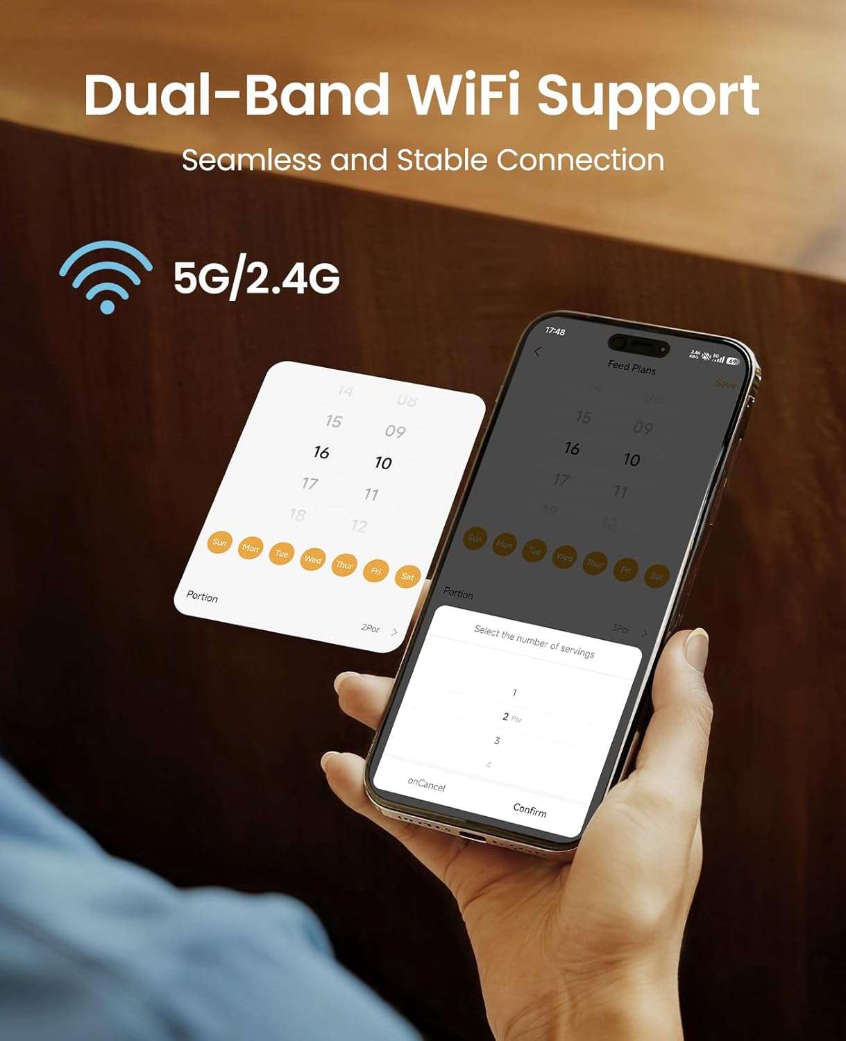Comedero inteligente blanco con doble plato de acero inoxidable y conexion WiFi 5G capacidad 2.2 kg para dos gatos o perros pequeños.
