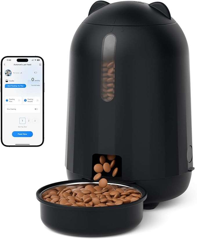 Comedero inteligente blanco para gatos y perros pequeños con conexion WiFi capacidad 1.3 kg sistema anti humedad y respaldo por bateria.