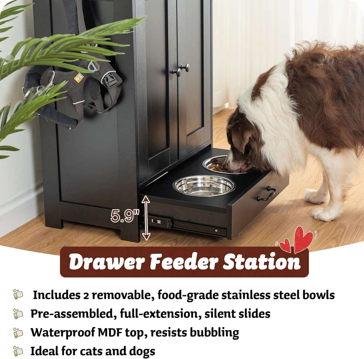Mueble organizador negro para mascotas con cajon inferior para platos y medidas de 60x35x80 cm.