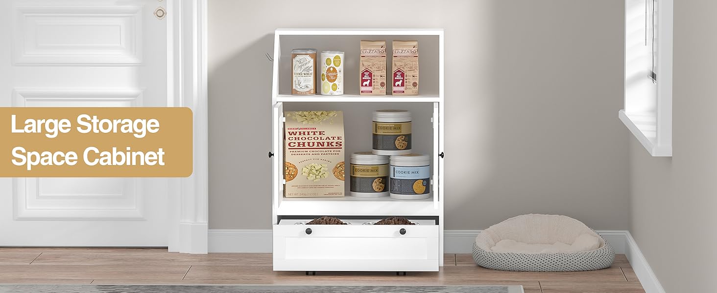 Mueble organizador negro para perros con platos de acero inoxidable sistema antivuelco y medidas de 60x35x80 cm.