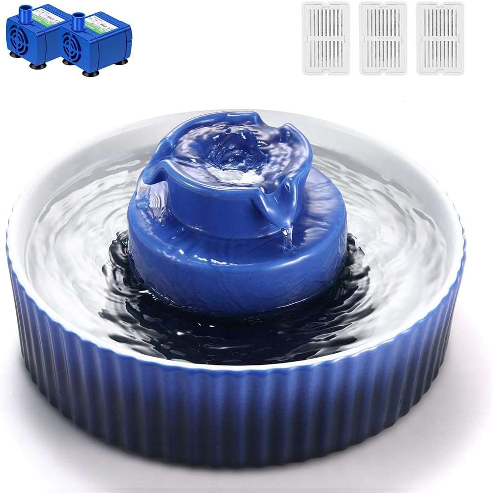 Fuente de agua de ceramica de 2.1 litros para gatos con kit de 2 bombas y 3 filtros incluidos.