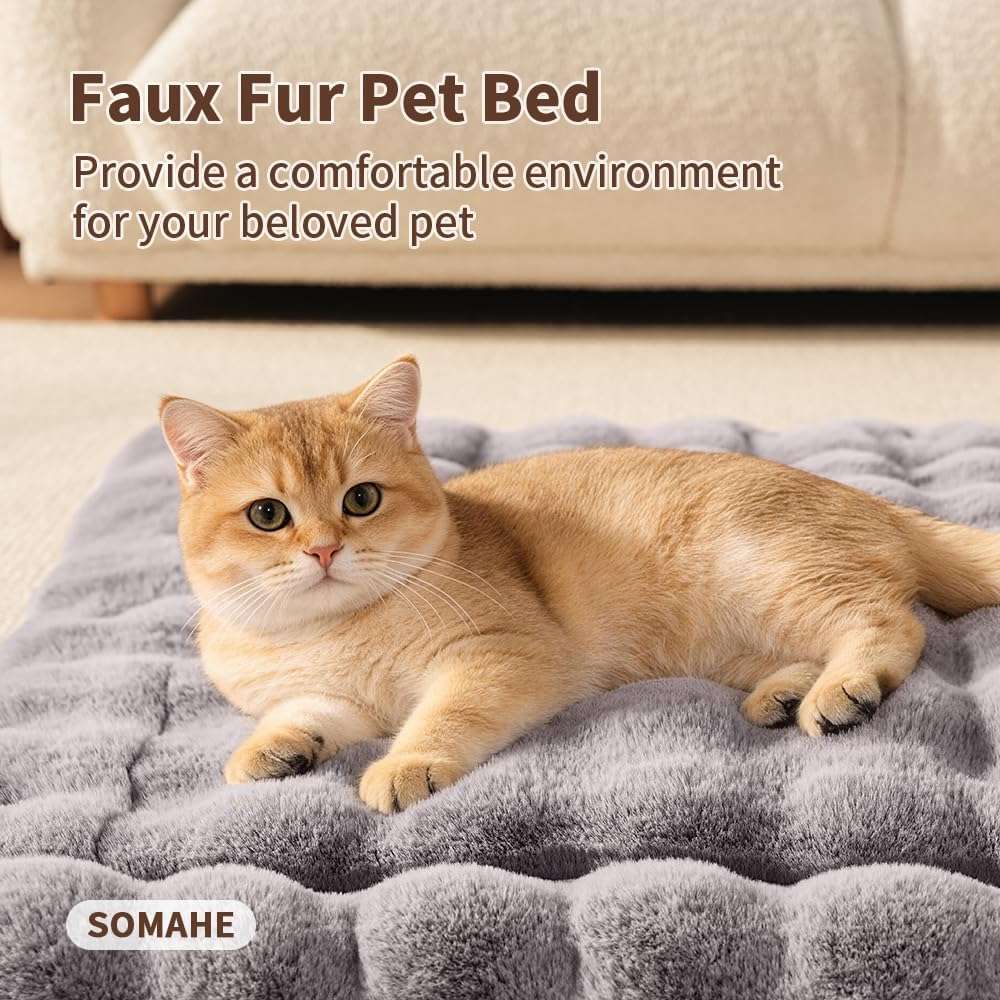 tapete cama para gatos gris lavable y antideslizante con medidas de 58.42 por 38.10 centimetros