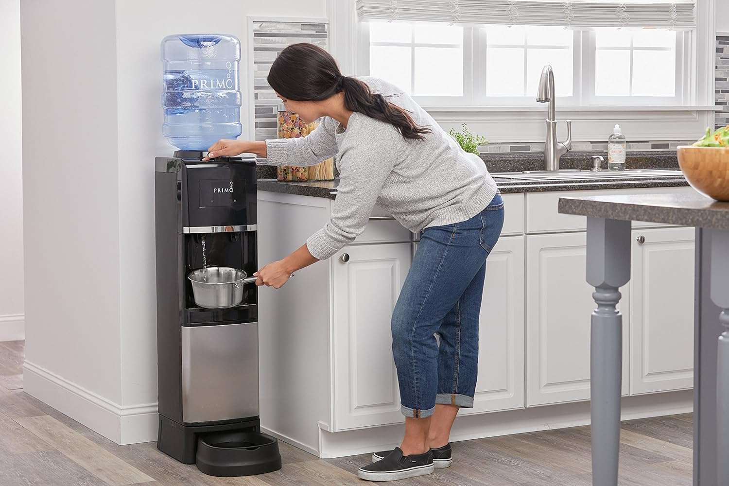 dispensador de agua fria y caliente con estacion para mascotas de acero inoxidable con medidas de 104.39 por 29.97 por 29.97 centimetros